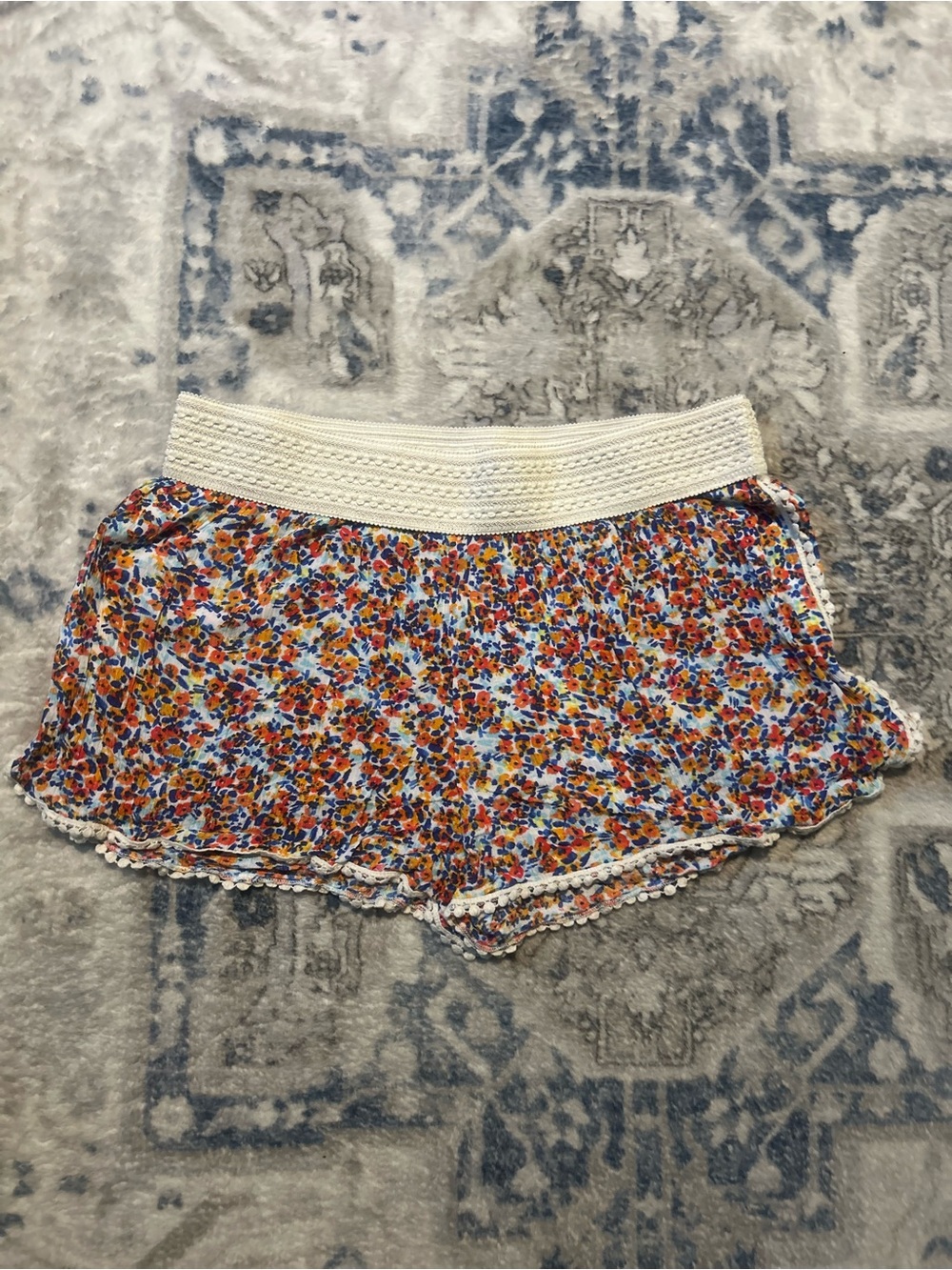 No Boundaries Floral Print Elastic Waist Women’s Shorts